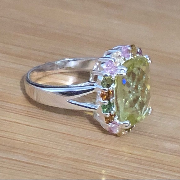 Jewelry - $79 Designer Estate Ring  Sterling Silver  Size 10  925 THAILAND